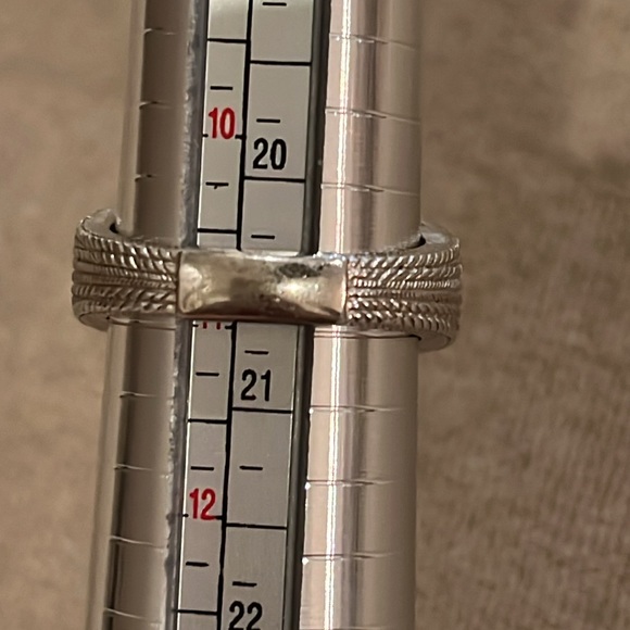 Judith Ripka Blue Topaz & Mother-of-Pearl Pineapple-Cut Ring Size NWOT - Picture 11 of 12